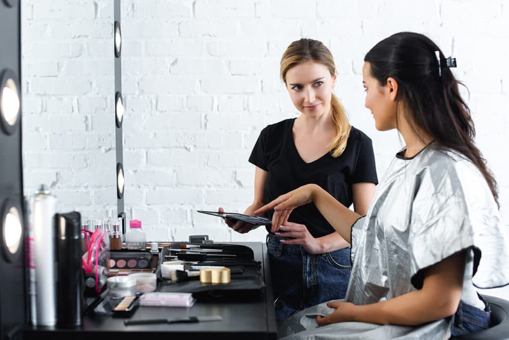 learn to be updated as makeup artist