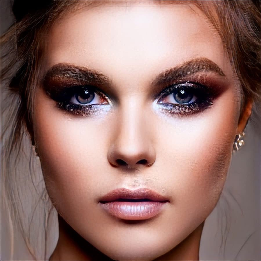 Recommended courses for aspiring makeup artists